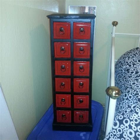 Next, apply the antiquing glaze in a small amount; Spray paint (With images) | Home decor, Filing cabinet ...