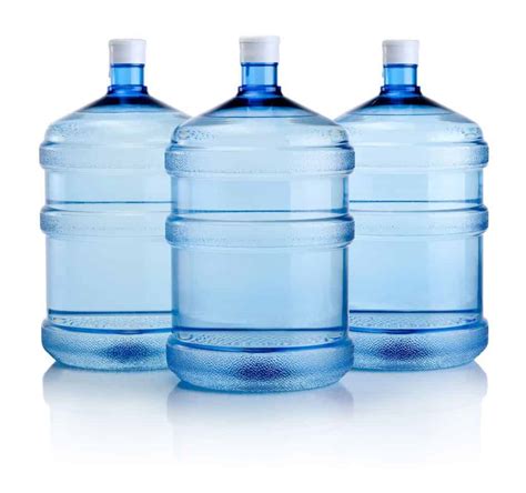 Calculating your water bill is simple arithmetic. How Many Gallons of Water Does an RV Usually Hold ...