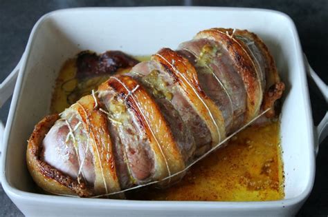 Rôti de magrets de canard farci au foie gras