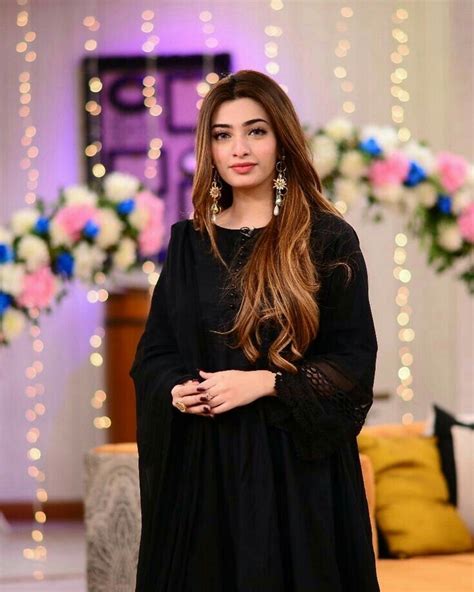 Pin By Beautiful Collection On Nawal Saeed Celebrity Style Pakistani