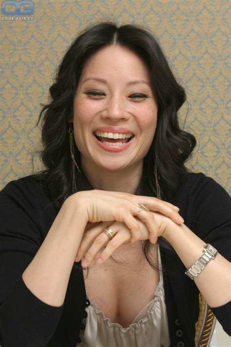 Lucy Liu Nackt Nacktbilder Playboy Nacktfotos Fakes Oben Ohne