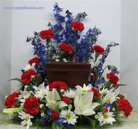 Usually the process of arranging casket flowers, memorial service or sympathy flower arrangements is tinged with sadness, shock, pain and/or stress, and it can be flowers for everyone offer the option of selecting flowers for a funeral service or to send in sympathy from a collection of popular choices. 93 best urn flowers images on Pinterest | Flower ...