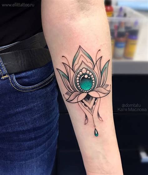 Gorgeous And Meaningful Lotus Tattoos Youll Instantly Love Kickass Things Lotus Tattoo