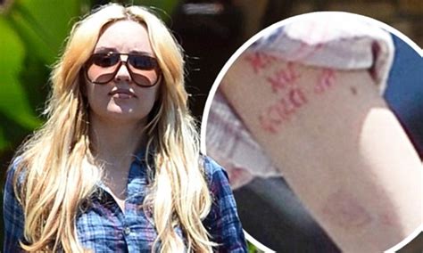 Amanda Bynes Reveals She Is Removing Another Tattoo Daily Mail Online