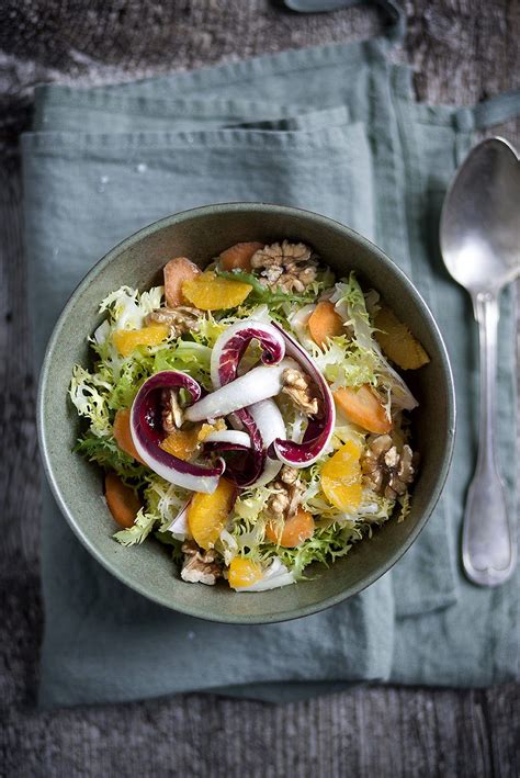 Scopri come usare questi agrumi in cucina per stupire i tuoi ospiti. INSALATA INVERNALE CON ARANCE E NOCI | Ricette, Insalata ...