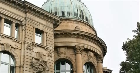 So ist laut corona‐verordnung das abbrennen jeglicher pyrotechnik (raketen, böller, batterien) im öffentlichen. Wege in der Region Stuttgart: Das Haus der Wirtschaft ...