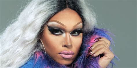 Watch Mariah Balenciagas Drag Queen Makeup Transformation