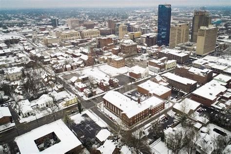 Lexington Gets First Snowfall Of 2019 1 2 Inches Recorded Lexington