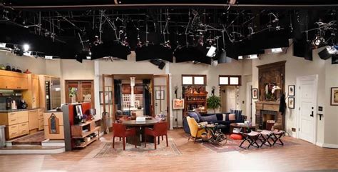 Universal Studios Hollywood Adds Nbcs ‘will And Grace Set To Behind The