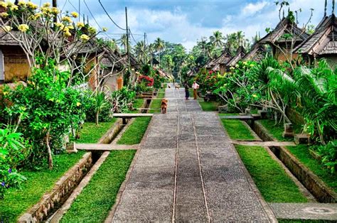 Pariwisata Bali Desa Penglipuran Ikon Desa Wisata Bali