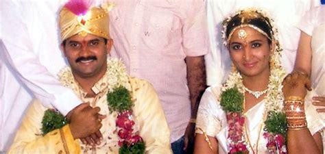 Vijay wife name is sangeetha. Vijay Sai suicide case: Tollywood comedian's phone ...