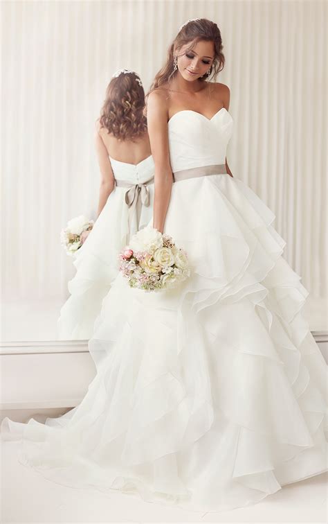 A wedding dress is perhaps the most carefully chosen dress a woman will ever wear. A-Line Sweetheart Wedding Dress | Essense of Australia