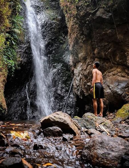 Harga tiket masuk air terjun banyumala. Deretan Air Terjun di Karanganyar Beserta Harga Tiket ...
