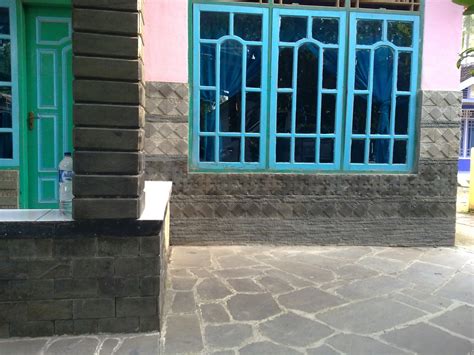 Kami juga menyediakan aneka macam ornamen dari batu alam pilihan. harga batu: lantai batu alam