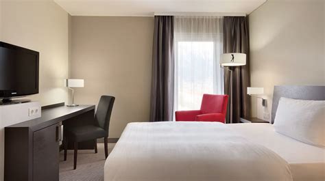 Rooms And Apartments Innsbruck City Center Tivoli Hotel Tivoli Hotel Innsbruck