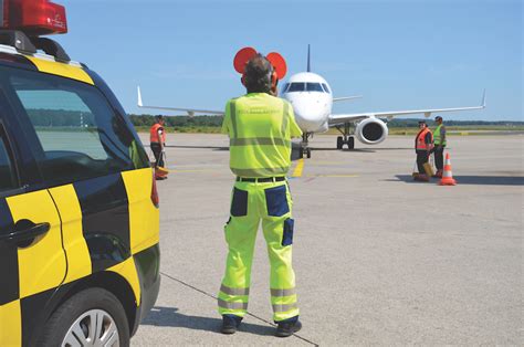 Airport Ramp Operations Ground Handling And Ramp Safety Procedures Aviation Business News