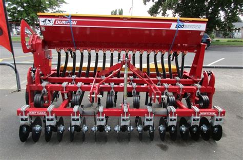 Duncan Sbox Eco Seeder Mounted Matamata Tractors