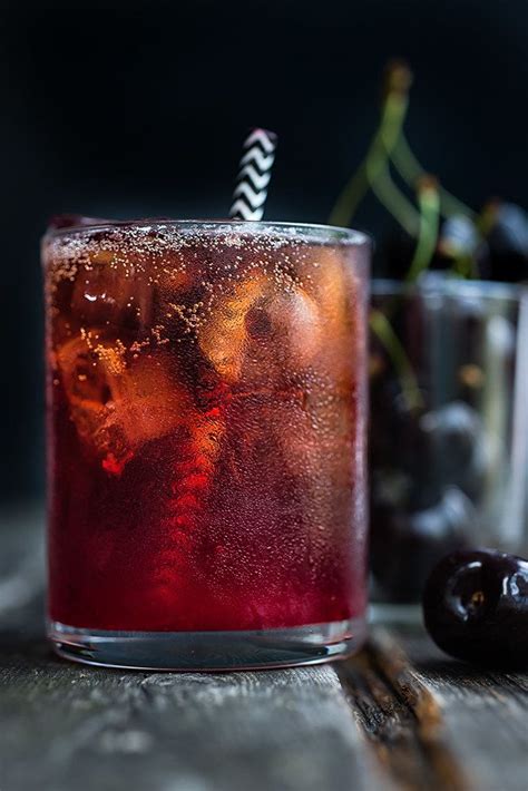17 Delicious Whiskey Cocktails To Help You Survive Tax Day The Right