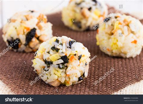 It's a super simple recipe that you can customize with ingredients laying around your kitchen. Hawaiian Rice Balls Mixed Spam Carrots Stock Photo (Edit ...