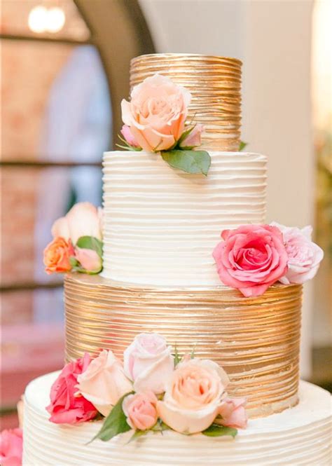 Buttercream is easily the most classic choice when it comes to wedding cake frosting, and it is incredibly versatile.long gone are the days of needing to choose a fondant cake to get a smooth look. The 7 Prettiest Semi Naked Drip Wedding Cakes
