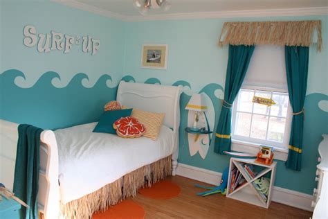 First of all, you must decide what wall color you want for the room, get a contrasting color for the wall decal. Goofy Monkeys: A Big Girl's Bedroom - Inspiration