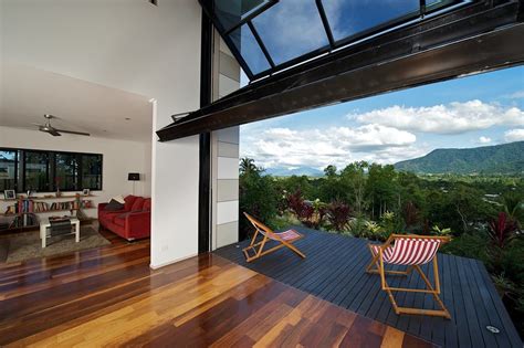 The best range of residential garage doors in sydney for every need. 7 buildings using garage doors in places you wouldn't ...