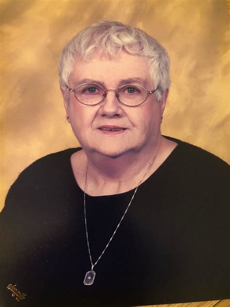 Obituary Of Diane L Sisco Perry Funeral Home Inc Serving Lynbr