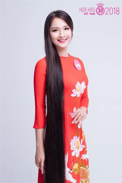 Vietnamese long dress 長い黒髪 美髪 アオザイ