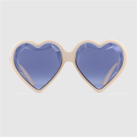 shop the heart frame acetate sunglasses by gucci heart sunglasses sunglasses heart shaped