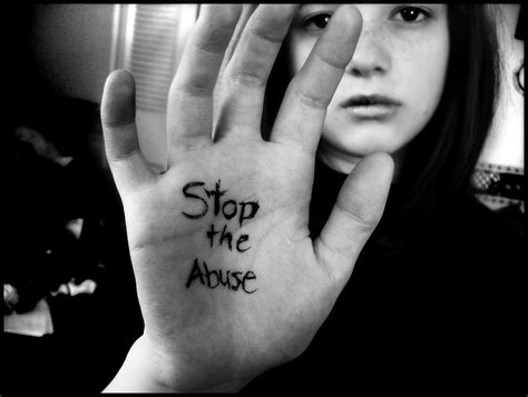 Warning Signs Of Abuse The Abuse Expose With Secret Angel