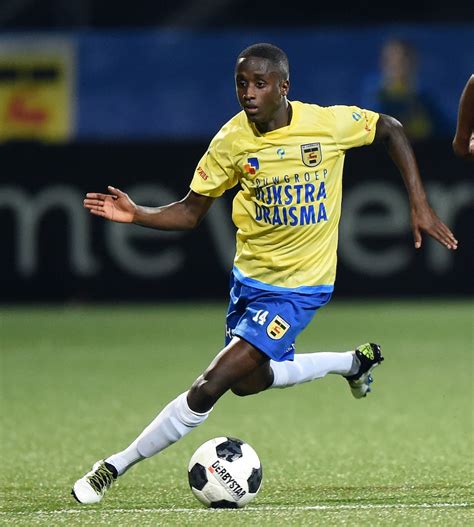 Sc cambuur vs helmond sport. SC Cambuur on Twitter: "Er is er één jarig! Jamiro ...