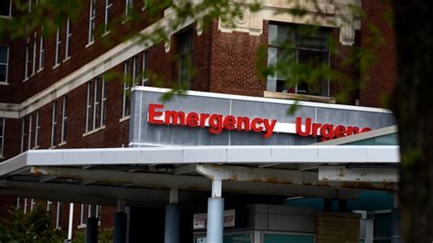 Whats Happening Inside Emergency Rooms Across Canada Right Now Cbc Radio
