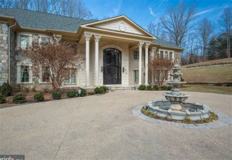 20000 Square Foot Stone Mansion In Mclean Virginia Homes Of The Rich