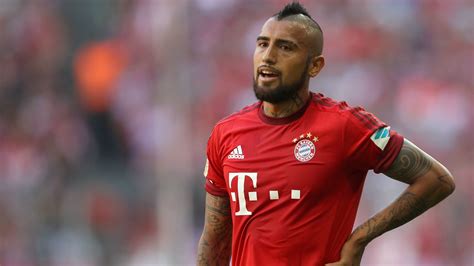 biˈðal) is a catalan and possibly also romansh surname, which also appears in french, italian, portuguese and english. Arturo Vidal Wallpapers Images Photos Pictures Backgrounds