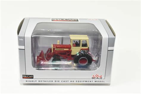 164 International Harvester 1256 Tractor With Loader Daltons Farm Toys