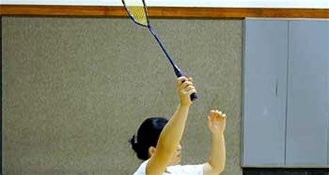 How To Hit An Overhead Clear Shot In Badminton
