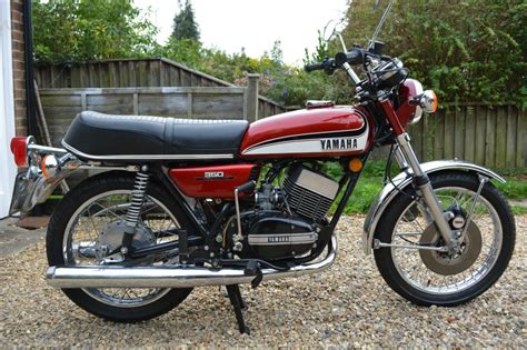 Check mileage, colors, rd350 speedometer, user reviews, images and pros cons at maxabout.com. Restored Yamaha RD350 - 1975 Photographs at Classic Bikes ...
