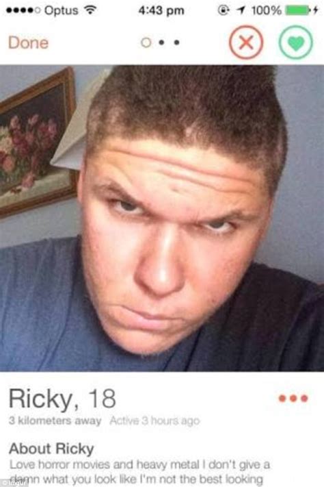 Okay so it's not that bad, but have some fun with it and be sensible! Collection of hilariously bad Tinder profiles sweeps the ...