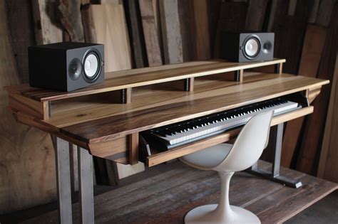 Full Size Key Studio Desk For Audio Video Music Film Production Music Studio Desk