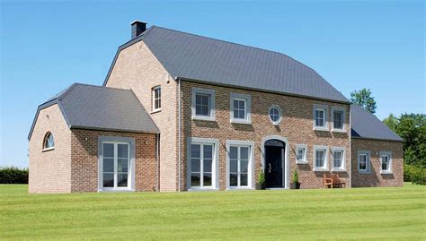 Consulter ou passer une annonce immobilière pour acheter ou vendre un bien immobilier entre particuliers : Maison à vendre à Bruxelles (Berchem-Sainte-Agathe)