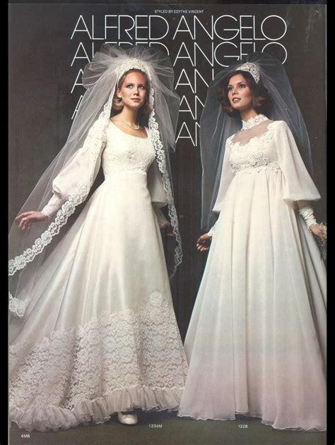 Https://tommynaija.com/wedding/alferd Anaglo Wedding Dress 1980s