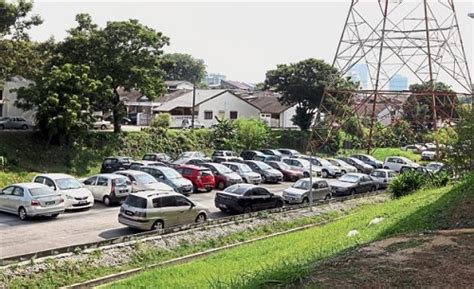 Ampang park lrt station (1) asia jaya lrt station (3) bandaraya lrt station (1) bukit nanas monorail station (1) dang wangi lrt station (1) jelatek lrt station (1) kelana jaya lrt station (1) kerinchi lrt station (1) kl sentral klia express (1) kl sentral klia transit station (1) kl sentral ktm komuter station (1) kl sentral lrt station (1) kl. Park-and-ride facilities need improvement, say commuters