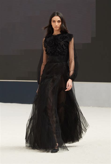 Chanel Fall 2023 Haute Couture CollectionFashionela