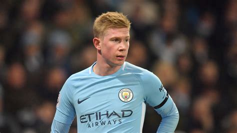 Kevin De Bruyne Commits To Manchester City With New Five Year Deal Manchester City Kevin De