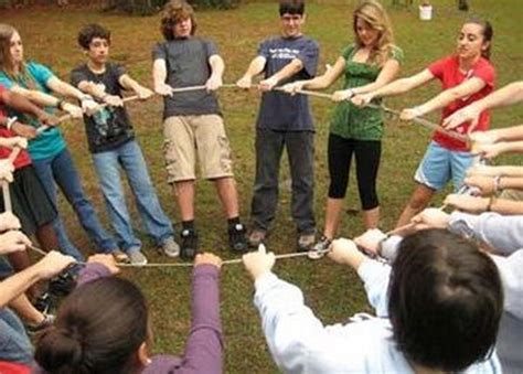 While this is a simple activity, it's a good way to encourage kids to display teamwork. 28 Creative Team Building Activities for Kids - Page 8 ...