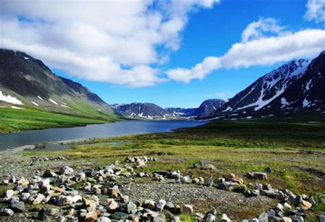 The Attractive Beauty Of The Ural Mountain Lake
