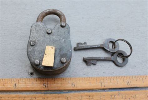 Old Fashioned Style Lock With Keys New Ebay