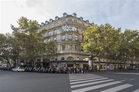 Galeries Lafayette Reabre Em Paris Apresentando Novidades E Criatividade