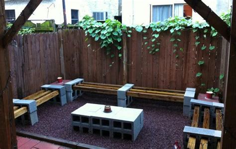 25 Concrete Block Ideas to Try and Enjoy Cheap DIY Outdoor Home Decorating