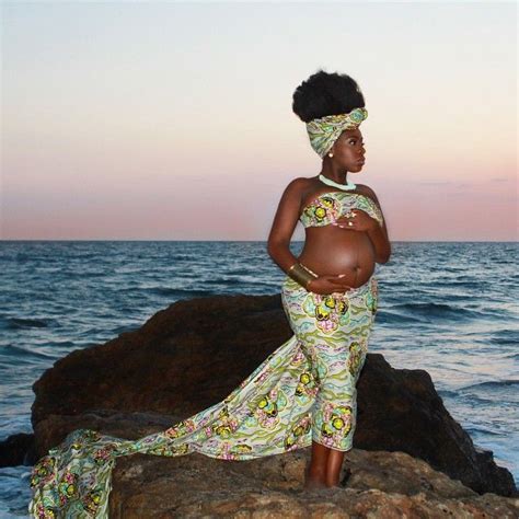 Pin On Africa Print Theme Pregnancy Shoot